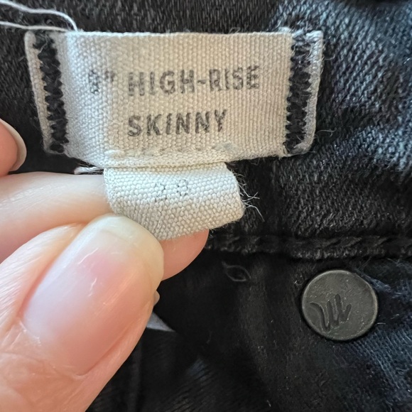 Madewell high rise 9” skinny, faded black jeans, size 28 - Picture 6 of 7
